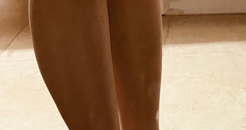 legsmommy onlyfans leaked picture 1
