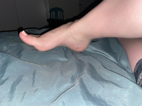 lillyofthevalley6969 onlyfans leaked picture 1