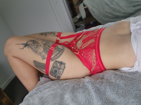 lily.blue13 onlyfans leaked picture 1
