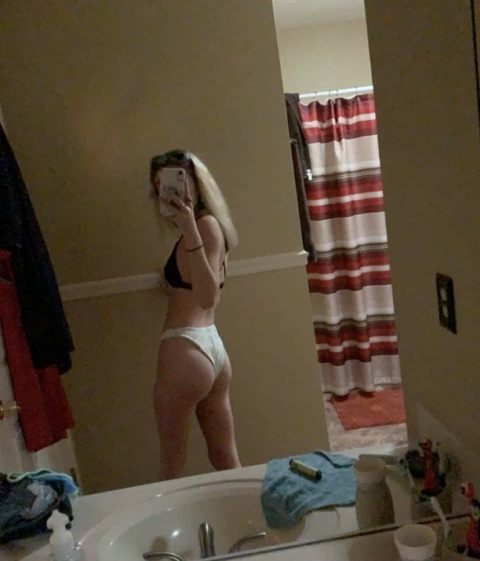 lilygreene101 onlyfans leaked picture 1