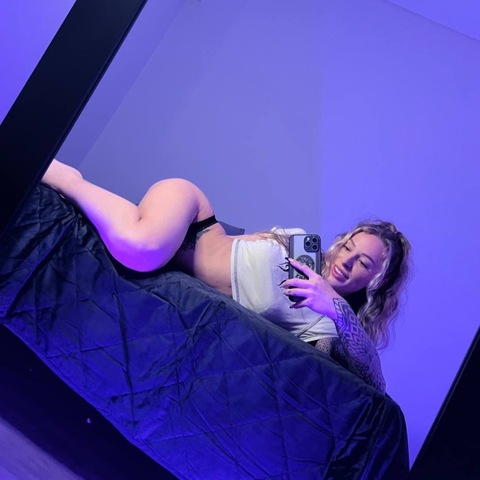 lucy.hill onlyfans leaked picture 1
