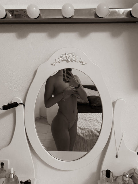 lussyernaga onlyfans leaked picture 2