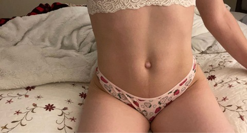 lustylauren01 onlyfans leaked picture 2