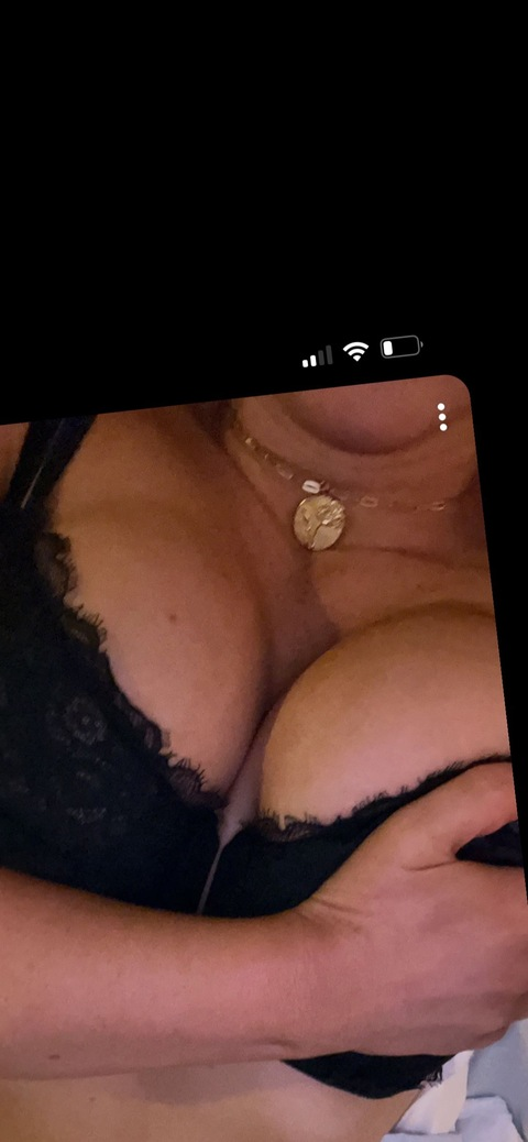 madeline_xoxoxo onlyfans leaked picture 2