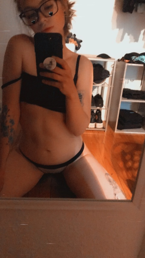 madnotmadifree onlyfans leaked picture 1