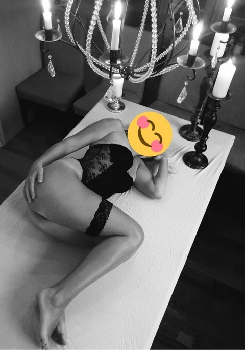 miss- onlyfans leaked picture 2