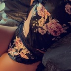 mommymickey1996 onlyfans leaked picture 1