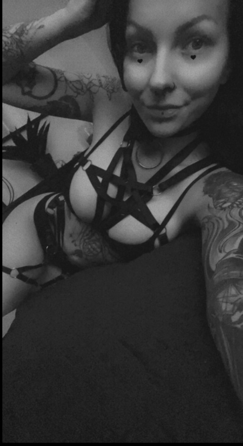 morbiddonna onlyfans leaked picture 1