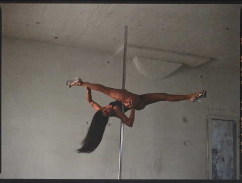 mysstique onlyfans leaked picture 2