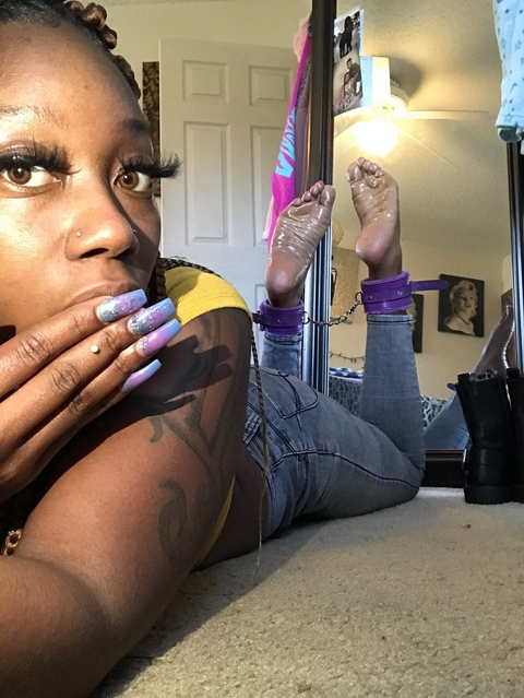 myygeminifeet onlyfans leaked picture 1