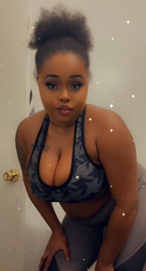 naniaalique onlyfans leaked picture 1