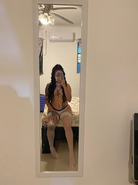 nicolitahgarcia onlyfans leaked picture 2