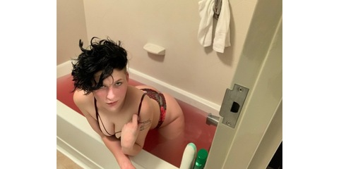 nikkigreyson onlyfans leaked picture 1