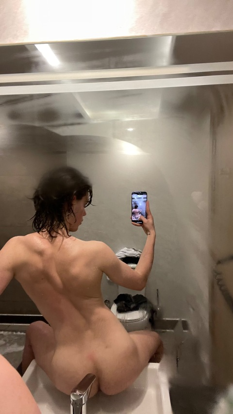 olegwsh onlyfans leaked picture 1