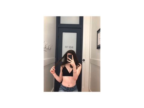 onlyyyyhannahh onlyfans leaked picture 1