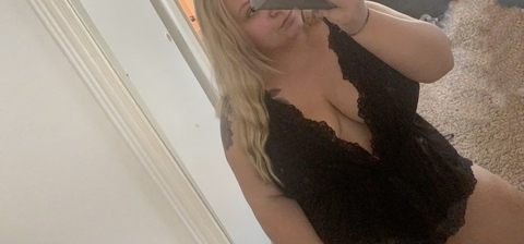 opallqueenn onlyfans leaked picture 1