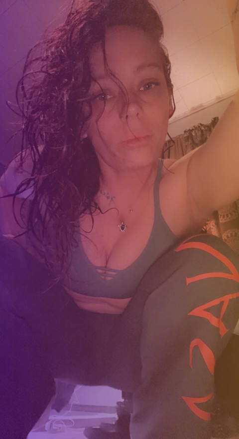 peachymarie10 onlyfans leaked picture 2