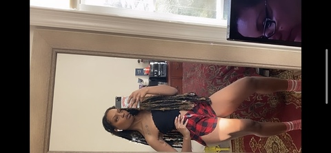 pinkcodeinee onlyfans leaked picture 2