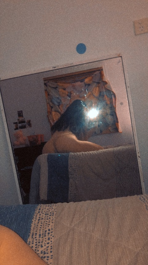pretty_bitxh onlyfans leaked picture 1