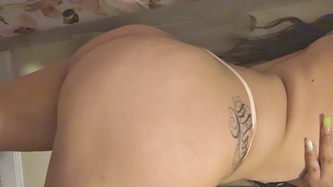 prettymizzericaaa onlyfans leaked picture 1