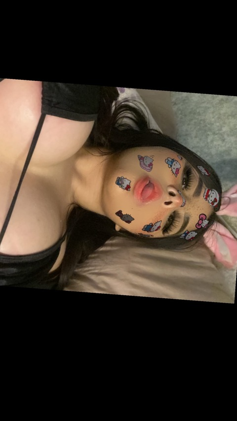 princesa.alexa onlyfans leaked picture 1