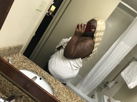 pynkchocolate1 onlyfans leaked picture 1