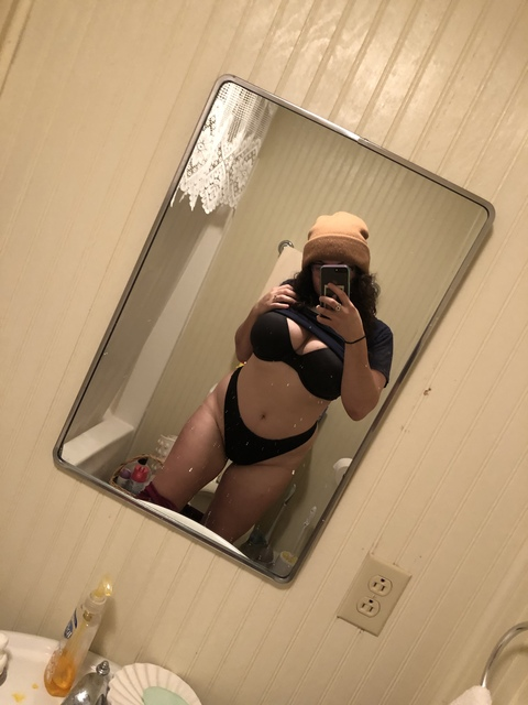 queen_em onlyfans leaked picture 2