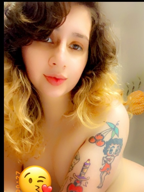 questkitten666 onlyfans leaked picture 1