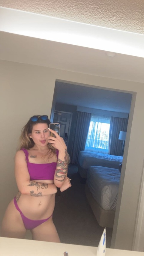 qveenmorgan onlyfans leaked picture 2