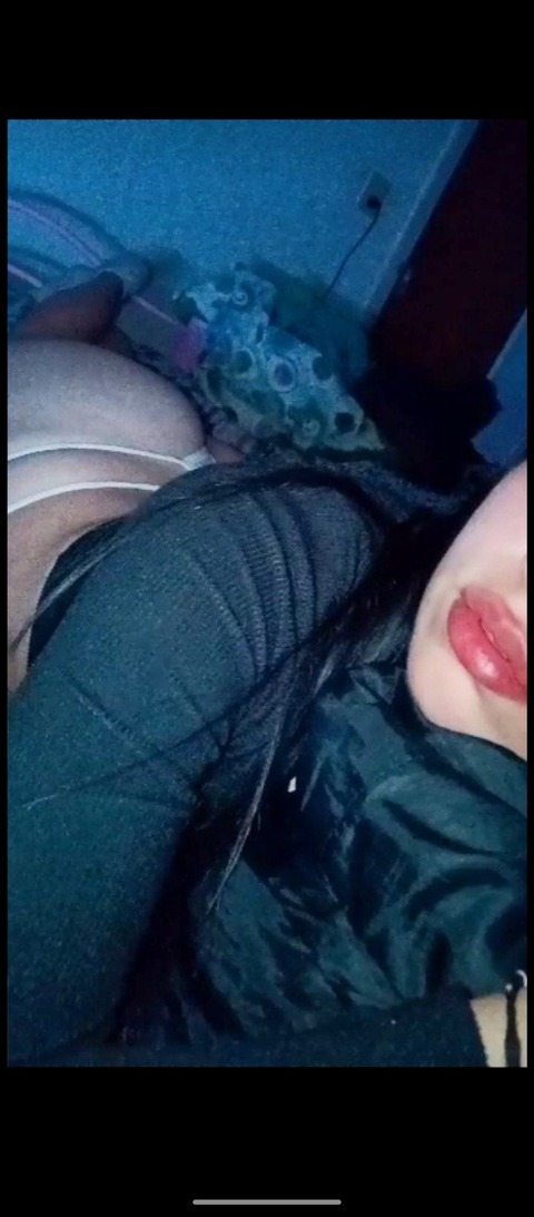 rooaggustina23 onlyfans leaked picture 2