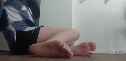 rosecoloredtoes onlyfans leaked picture 1
