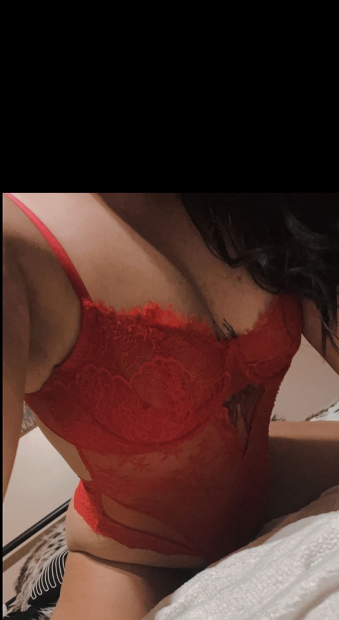 sarah2southern onlyfans leaked picture 1