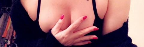 sexy_mia143 onlyfans leaked picture 2