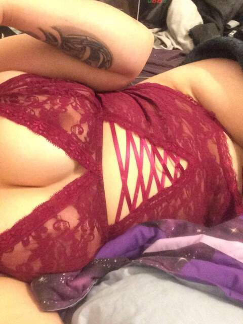 skyesparkles187 onlyfans leaked picture 1