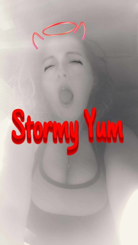 stormyyumfree onlyfans leaked picture 2