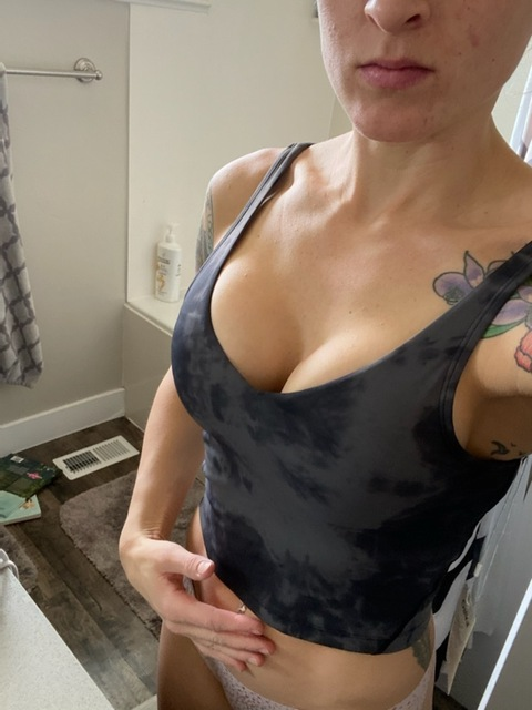 tattoedbarbie18 onlyfans leaked picture 1