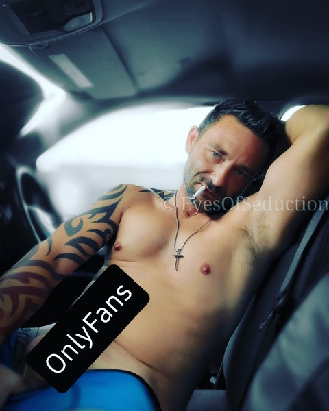 thesmokingbadboy onlyfans leaked picture 2