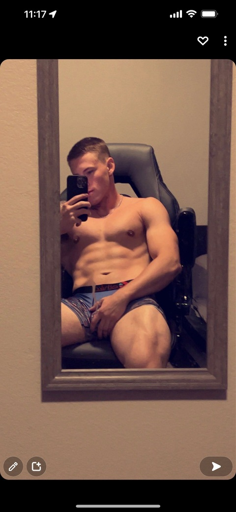 tommylifts onlyfans leaked picture 1