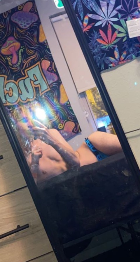 trentjfoxxx onlyfans leaked picture 1