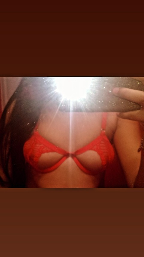 tuchicaardiente22 onlyfans leaked picture 2