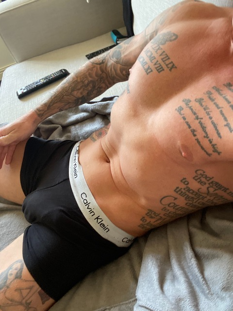 u227100933 onlyfans leaked picture 1