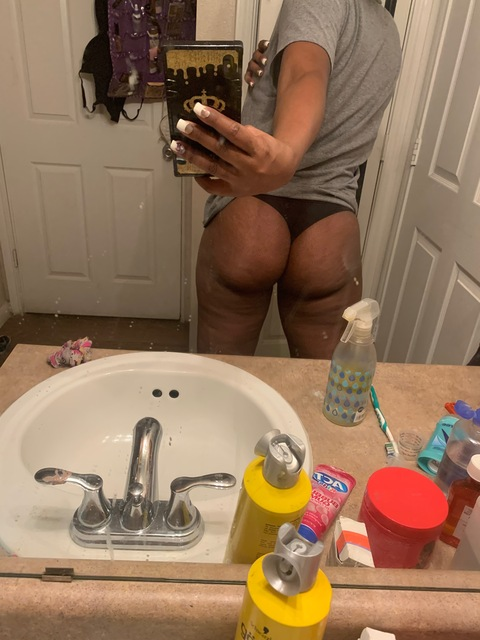 u242371843 onlyfans leaked picture 1