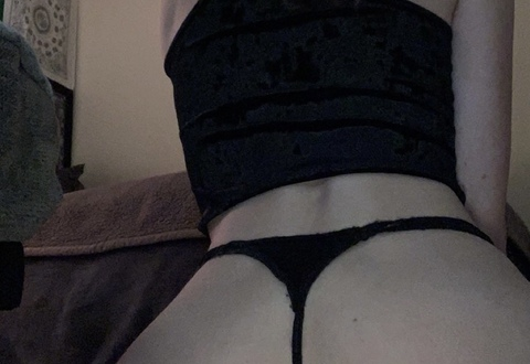 victoriaab onlyfans leaked picture 1