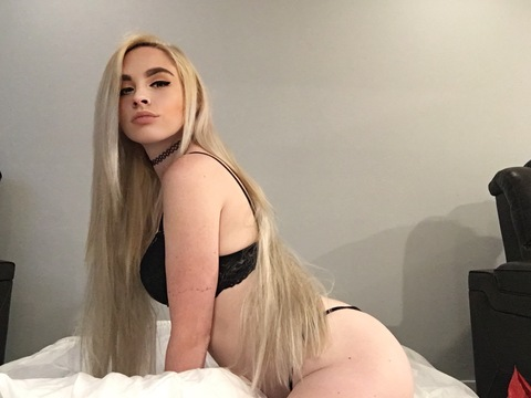 vixenxxx0 onlyfans leaked picture 2