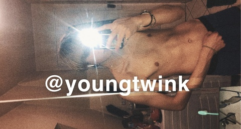 youngtwink69 onlyfans leaked picture 1