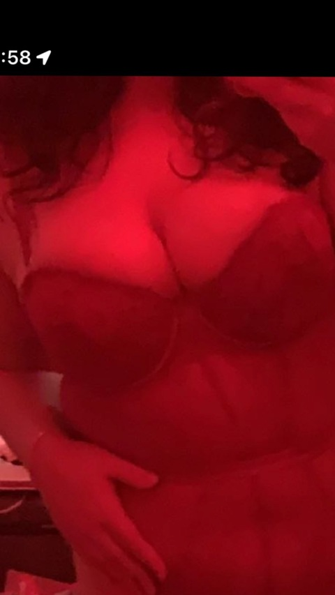 yournaughtyonexx onlyfans leaked picture 2