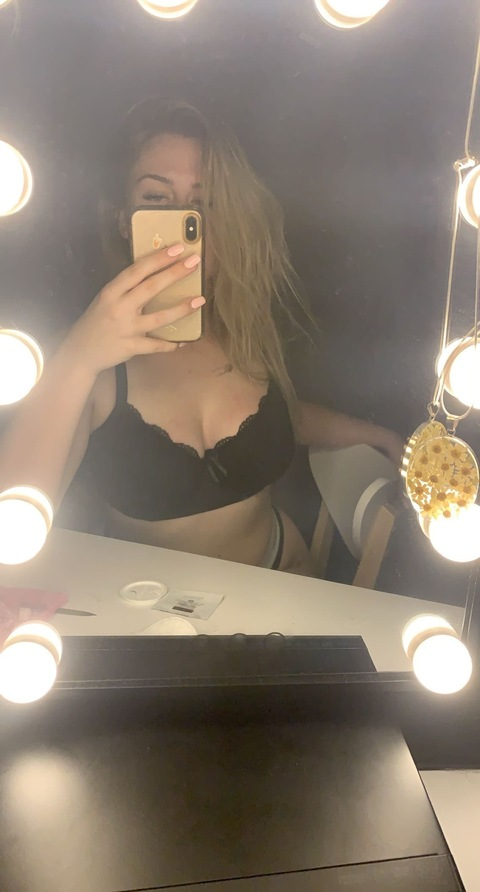 yungmylfxo onlyfans leaked picture 1