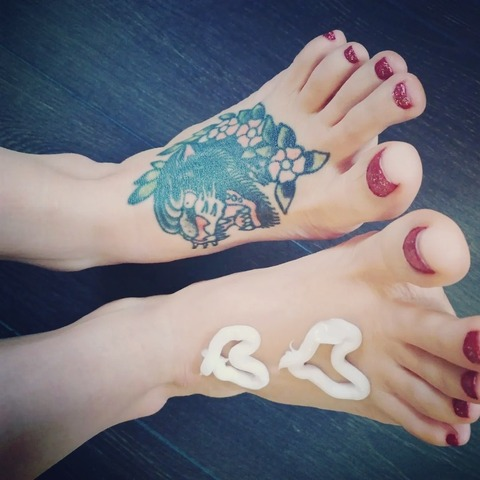 ziwytattooedfeet onlyfans leaked picture 1